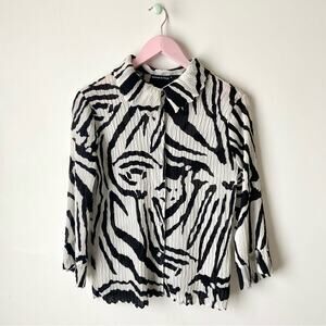 Vintage Essentials By Milano Zebra Shirt